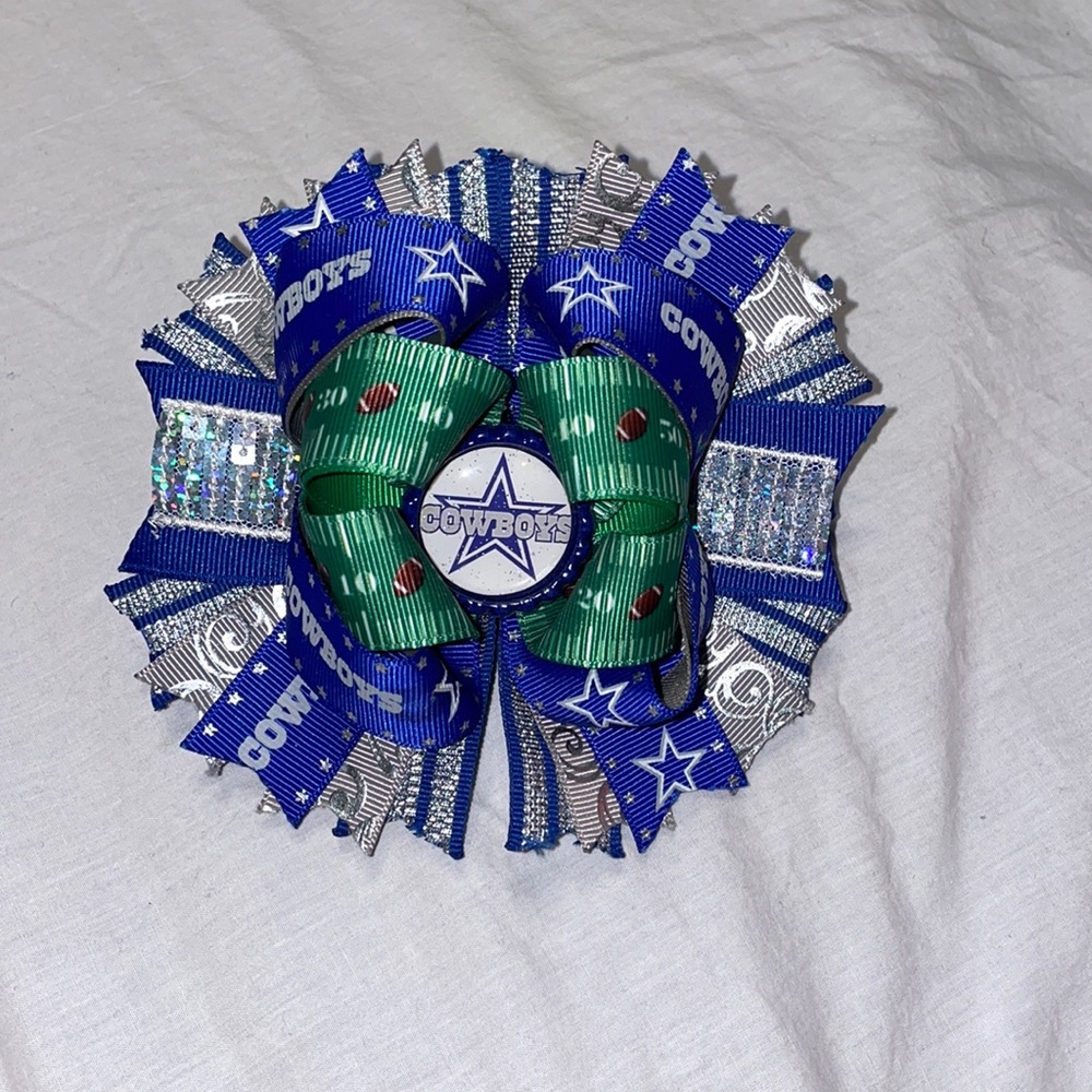 Dallas Cowboys bow